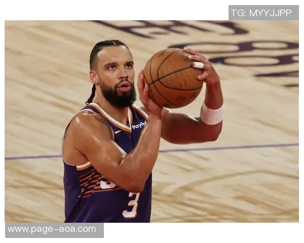 太阳队半场领先独行侠10分布克表现出色贡献16分狄龙助攻3次表现抢眼